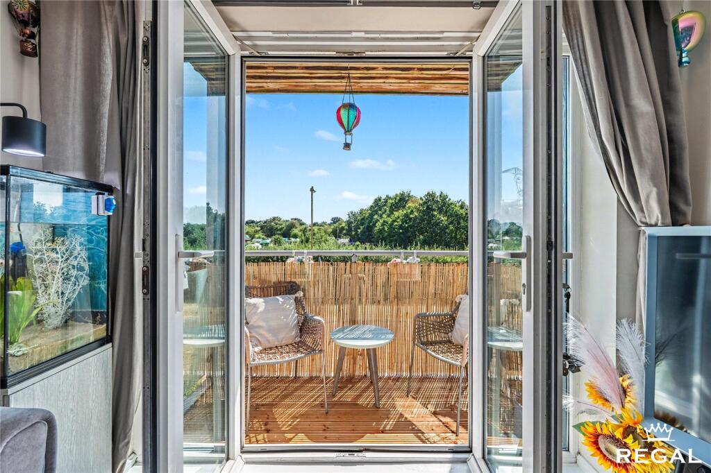 Argosy Crescent, Eastleigh, SO50 photo 3