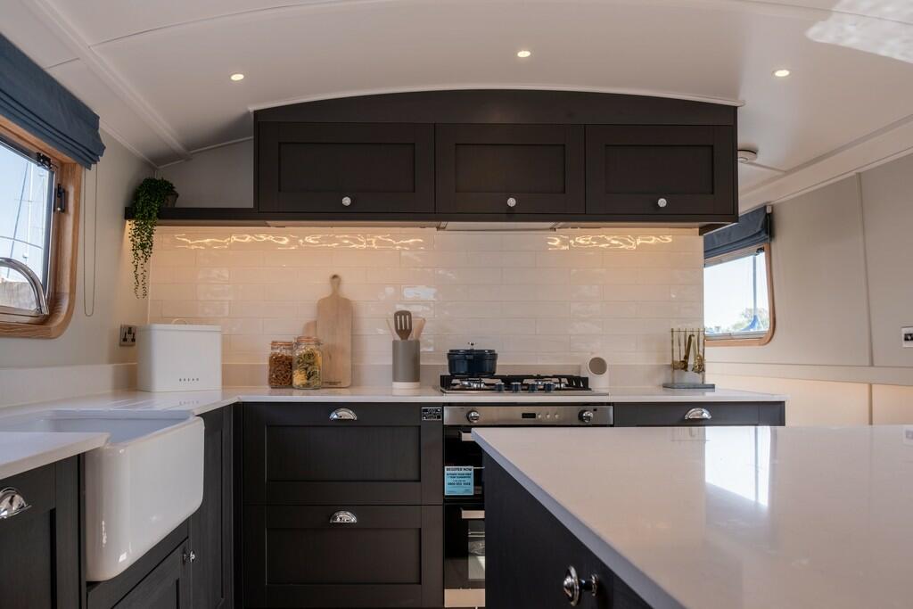 House in Chichester, Birdham - View 5