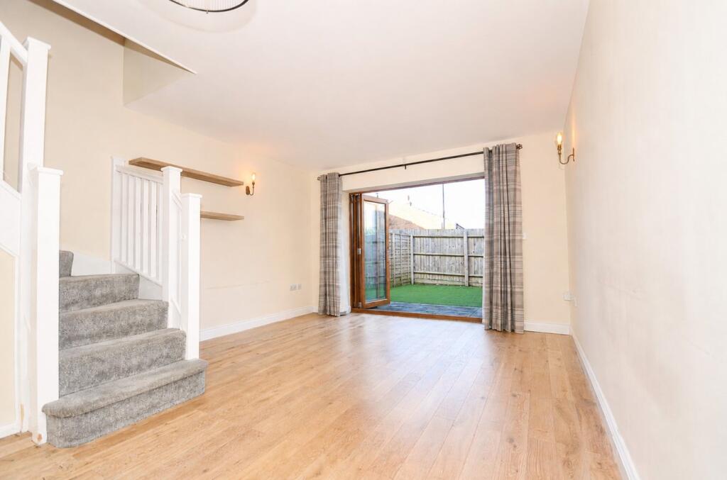 House in Pattishall, West Northamptonshire - View 4