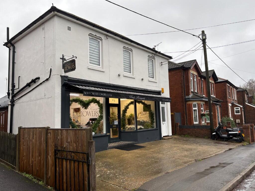 Main image of property: Main Road, SO40