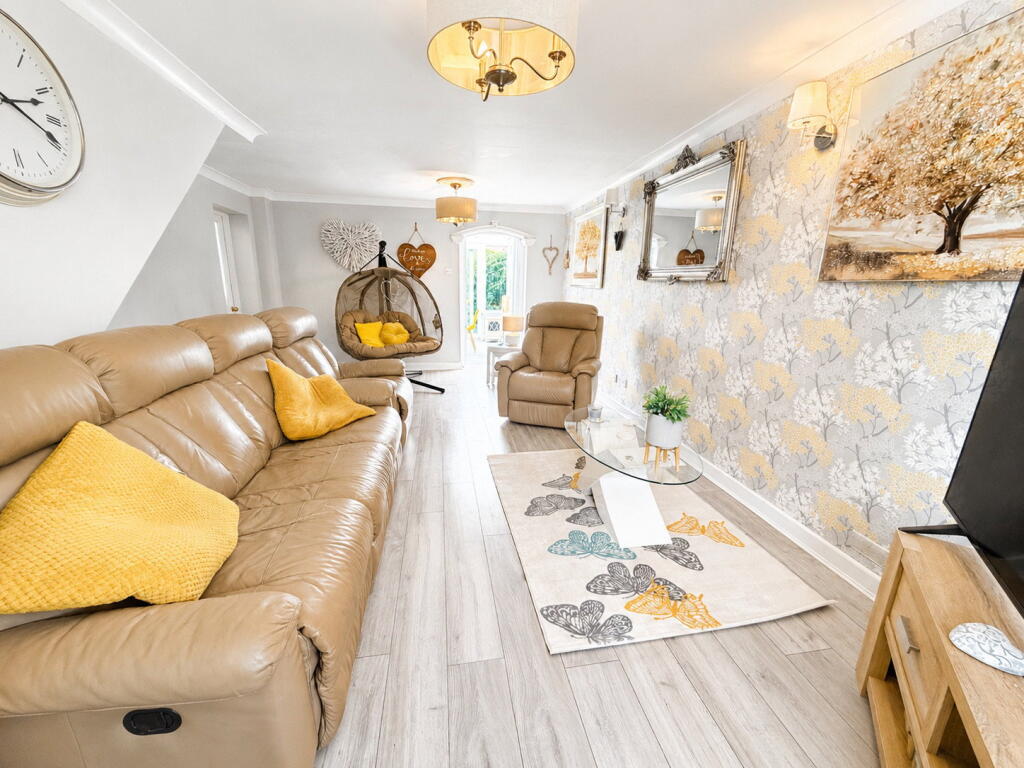 House in Dudley - View 2