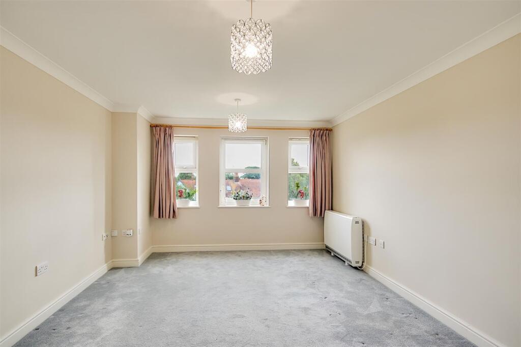 Apartment in Worthing, West Worthing - View 5