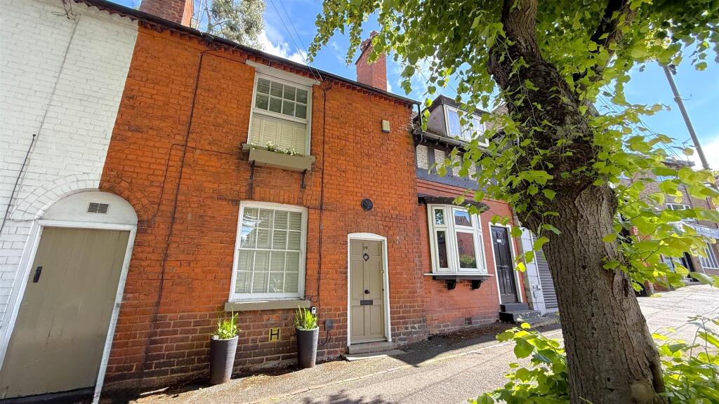 Main image of property: The Green, Kings Norton, Birmingham
