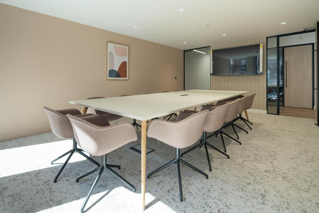 MC4447-8106-HR.jpg