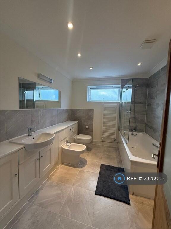 Main image of property: Barton Road, Cambridge, CB3