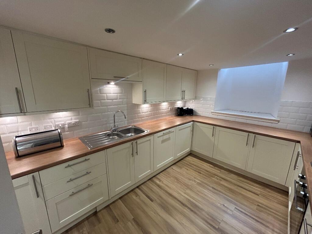 Apartment in Edinburgh - View 4
