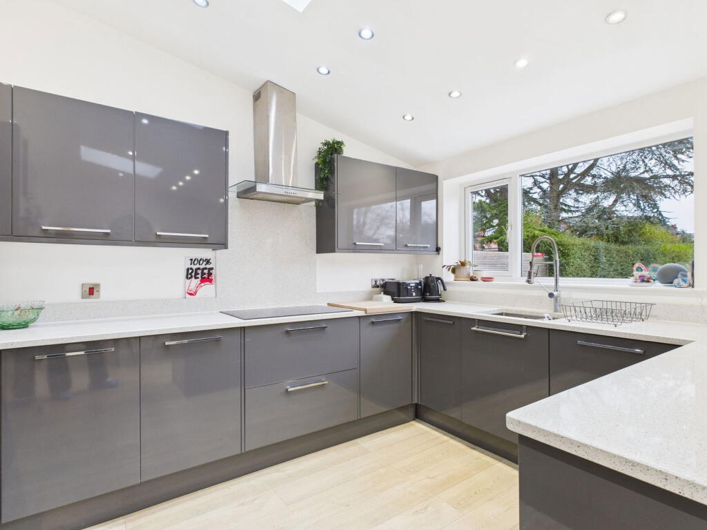 Main image of property: Yew Tree Road, Ormskirk, Lancashire, L39 1NU