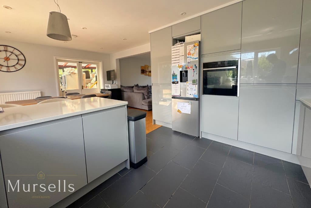Shaw Drive, Wareham, BH20 photo 5