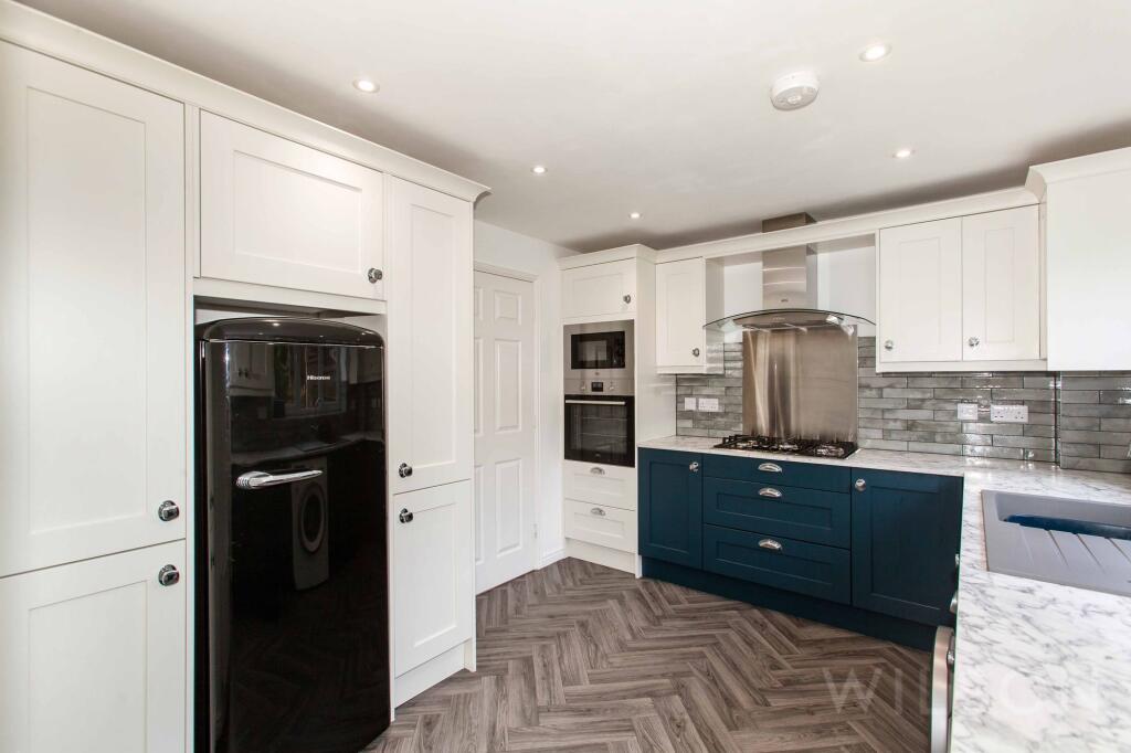 House in Sheffield - View 3