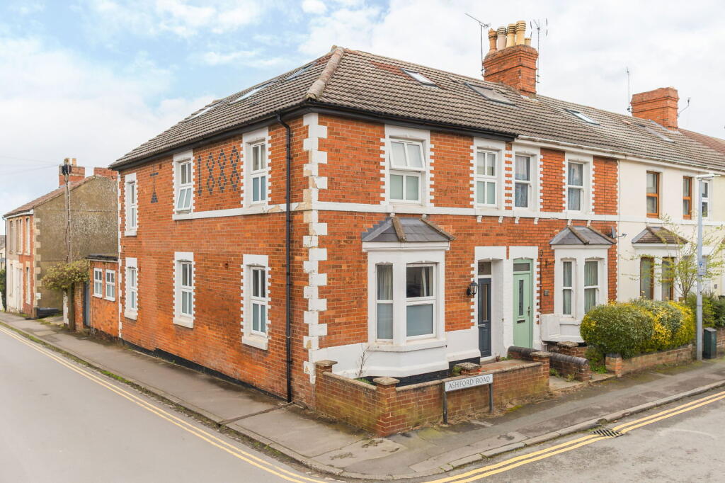 Main image of property: Ashford Road, Old Town, Swindon, SN1 3NT