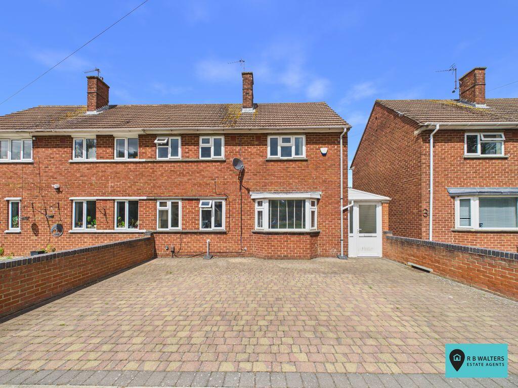 Main image of property: The Triangle, Longlevens