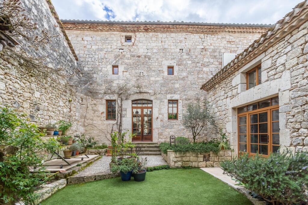 Main image of property: 47370 tournon-d-agenais