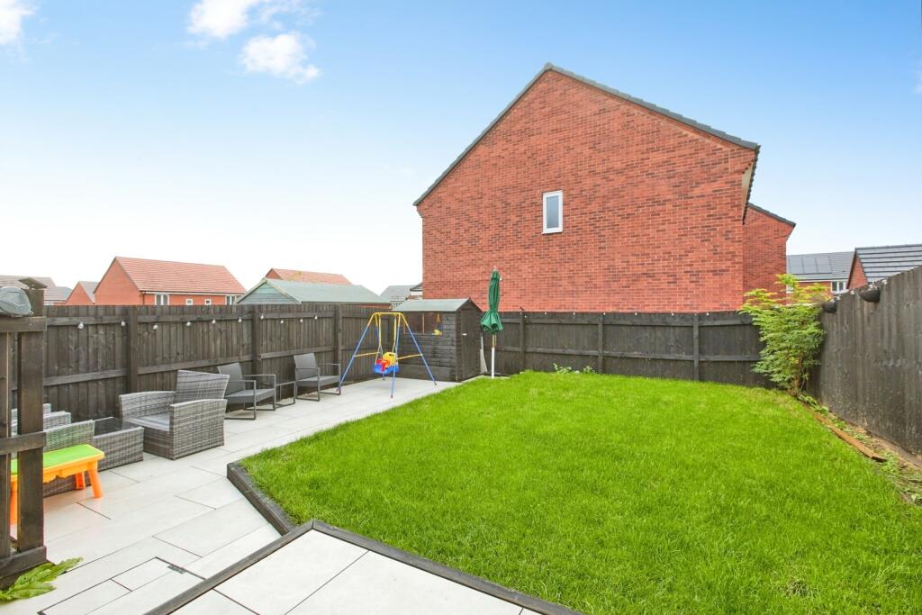 House in East Staffordshire, Staffordshire - More