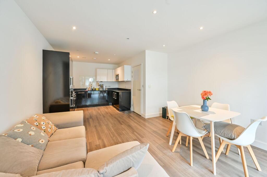 Apartment in London - View 4