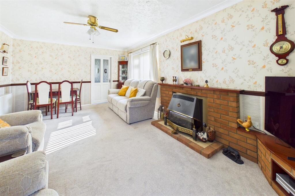 House in East Suffolk, Redisham - More