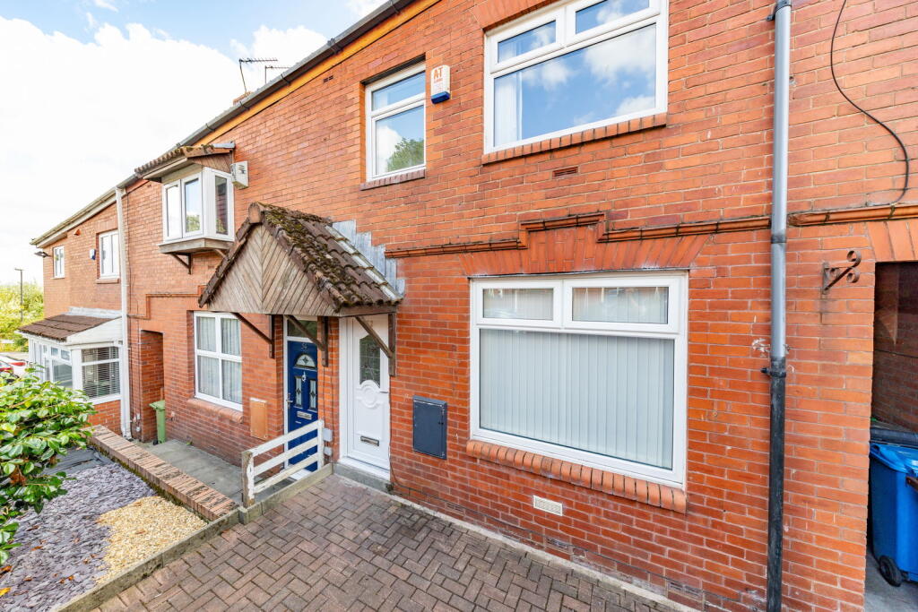 House in Oldham, Greater Manchester - View 2