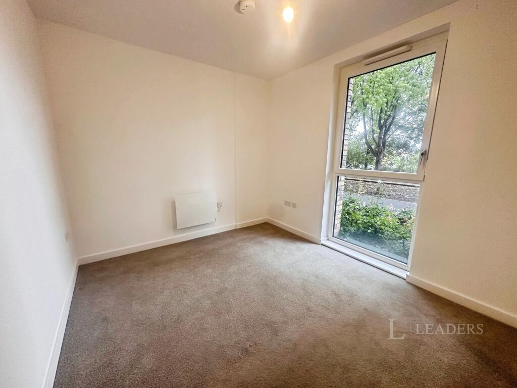 Apartment in Birmingham, West Midlands - More