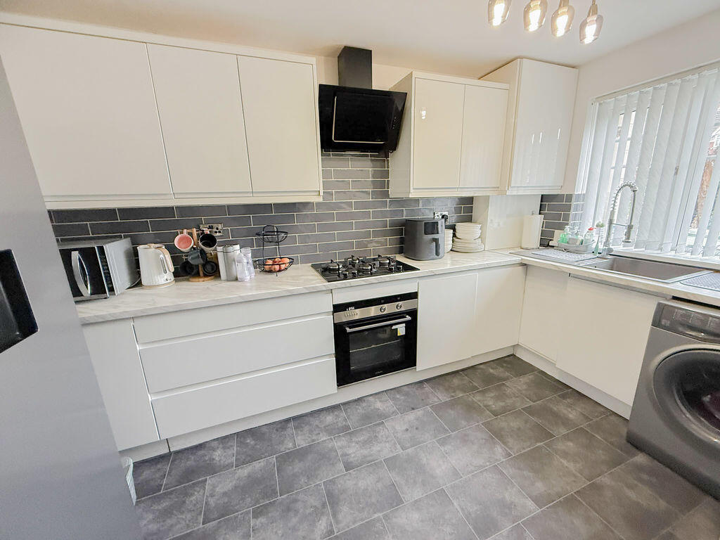 House in Birmingham, West Midlands - View 4