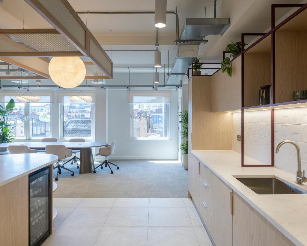 Pano_8366_8368 - 260526_E&A_Whitfield_Court_©_Peter Landers Photography - Large.jpg