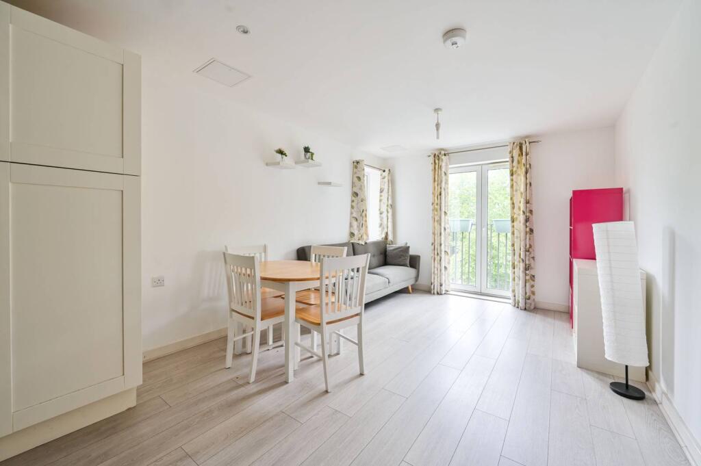 Main image of property: Old Kent Road, Peckham, London, SE15