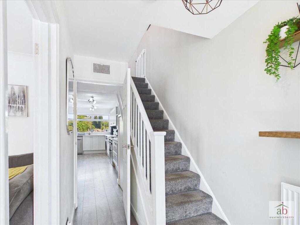 House in Ipswich, Belstead Hills - View 4