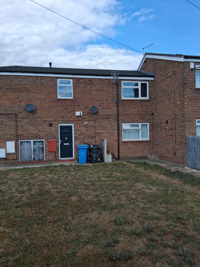 Main image of property: Snowhill Close, Bransholme, Kingston Upon Hull, HU75BN