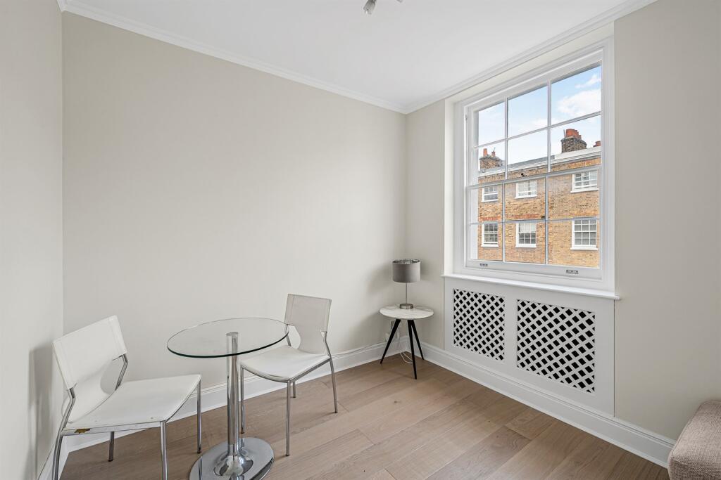 Apartment in London - View 4