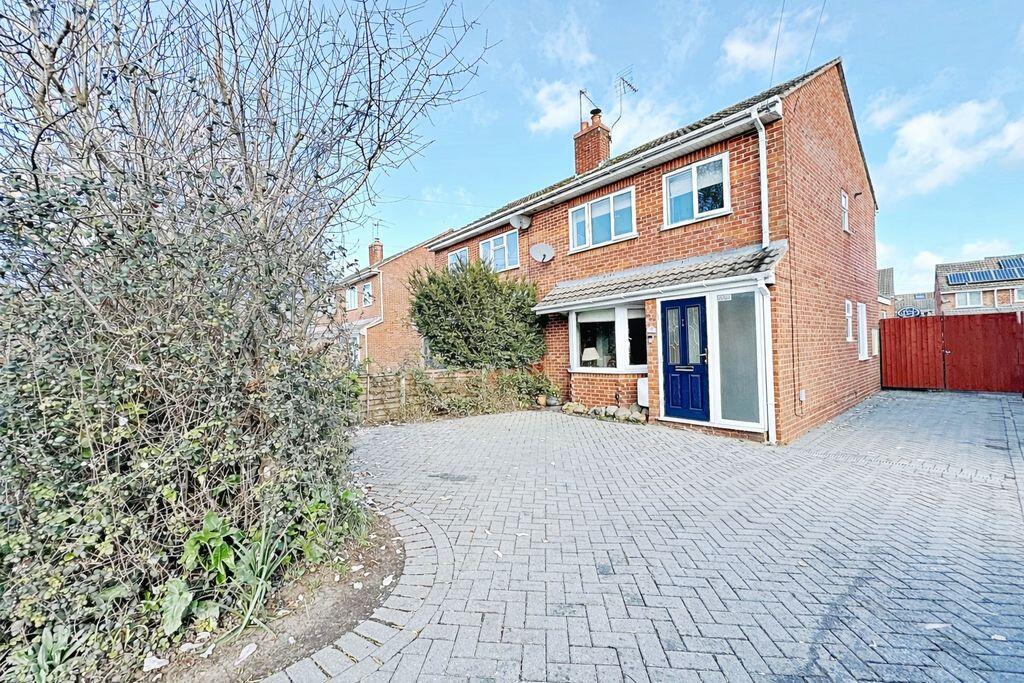 Main image of property: Chestnut Close, Drakes Broughton
