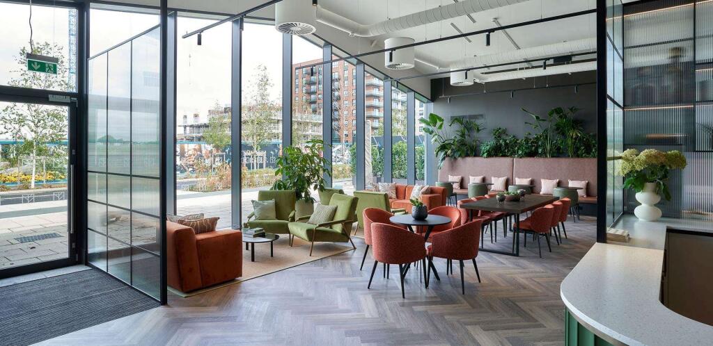 Main image of property: England UB1 1BL London, GBR