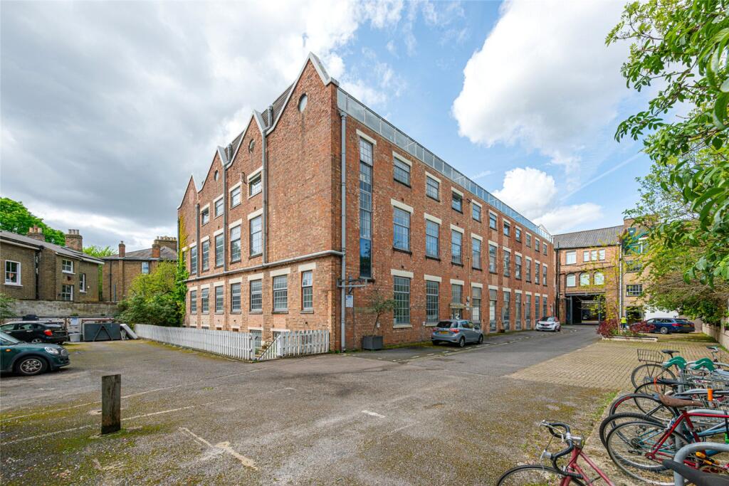 Main image of property: Holloway Road, Islington, London, N7