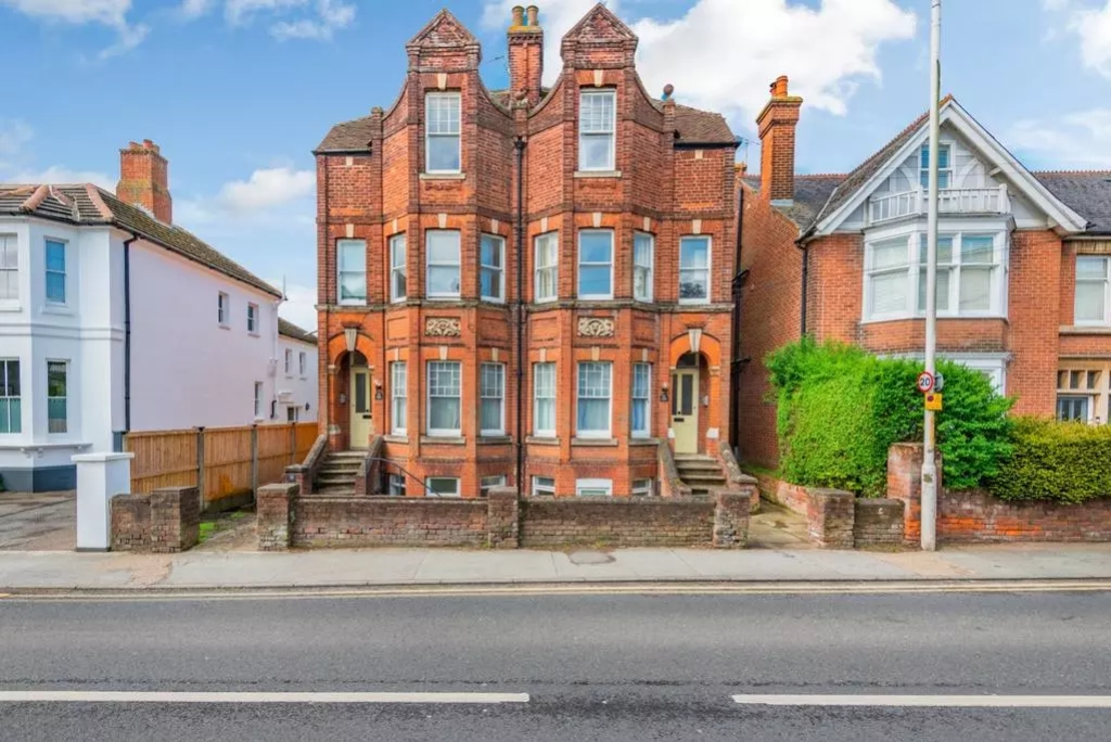 Main image of property: Lower ground 59 Whitstable Road, Canterbury