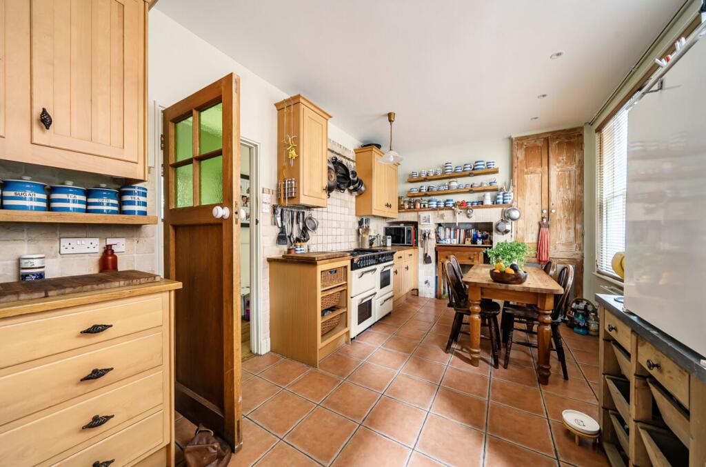 House in Tunbridge Wells, High Brooms, St James - View 4