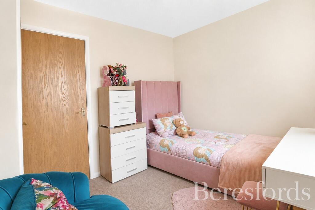 House in Chelmsford, Chelmer - More