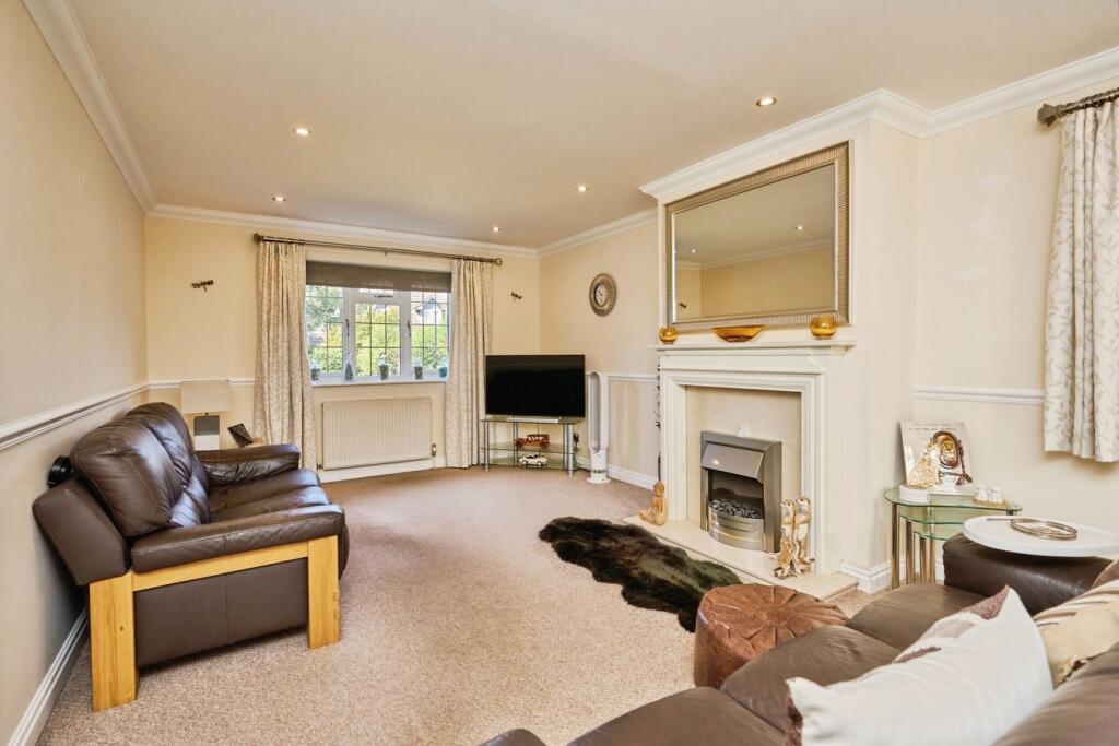 House in Ryde, Wootton Bridge - View 3