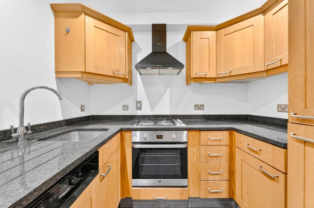Main image of property: Kingsley Mews,
Wapping, E1W
