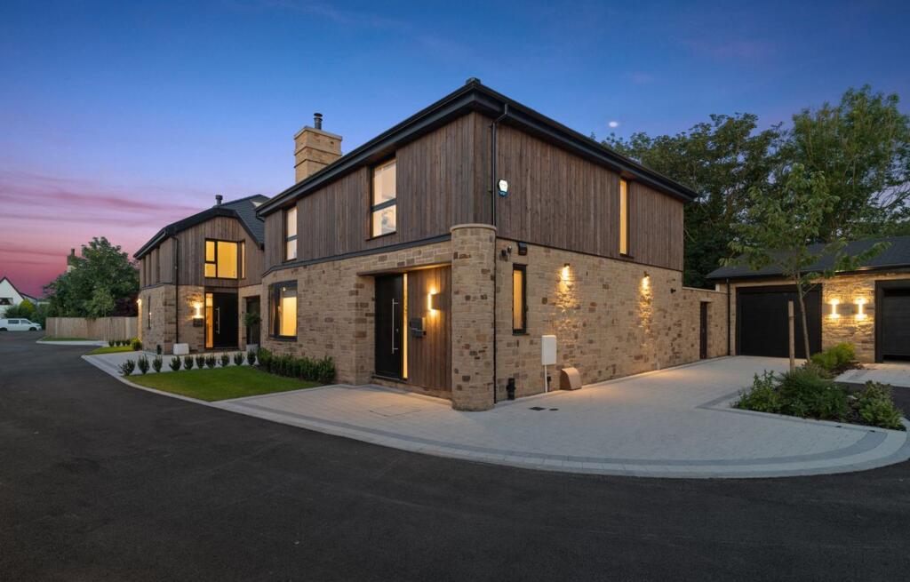 Main image of property: Fieldstone Gardens, Stalmine, FY6