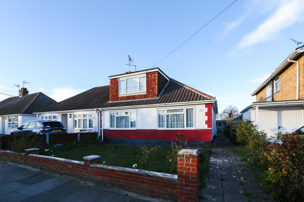 Main image of property: Gravel Road, Leigh-on-sea, SS9