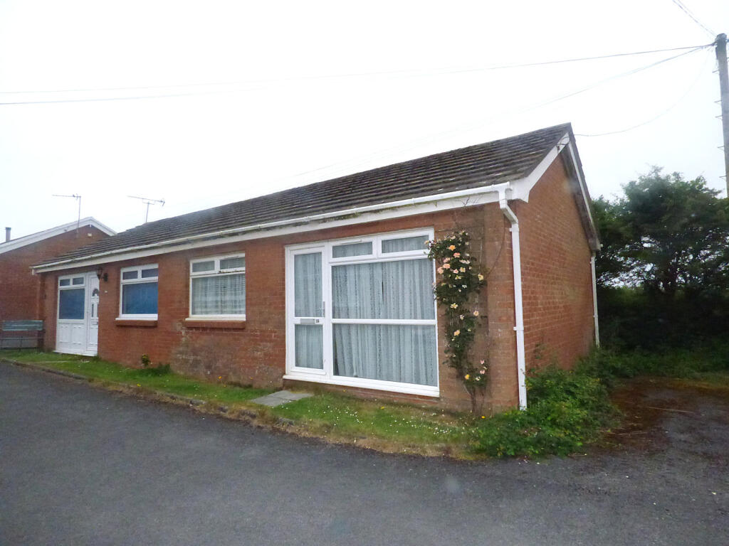 Main image of property: Langcliffe Park Mumbles Swansea Sa3 4jf
