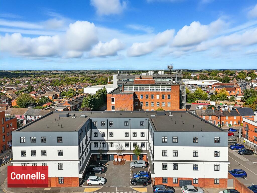 Main image of property: New Street, Aylesbury