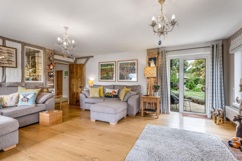 House in Redhill - More