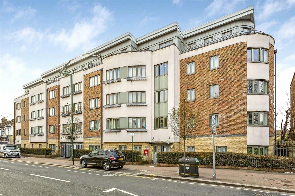 Main image of property: High Road Leytonstone, London, E11
