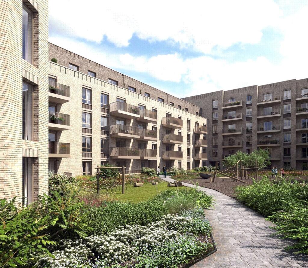 Apartment in London - More