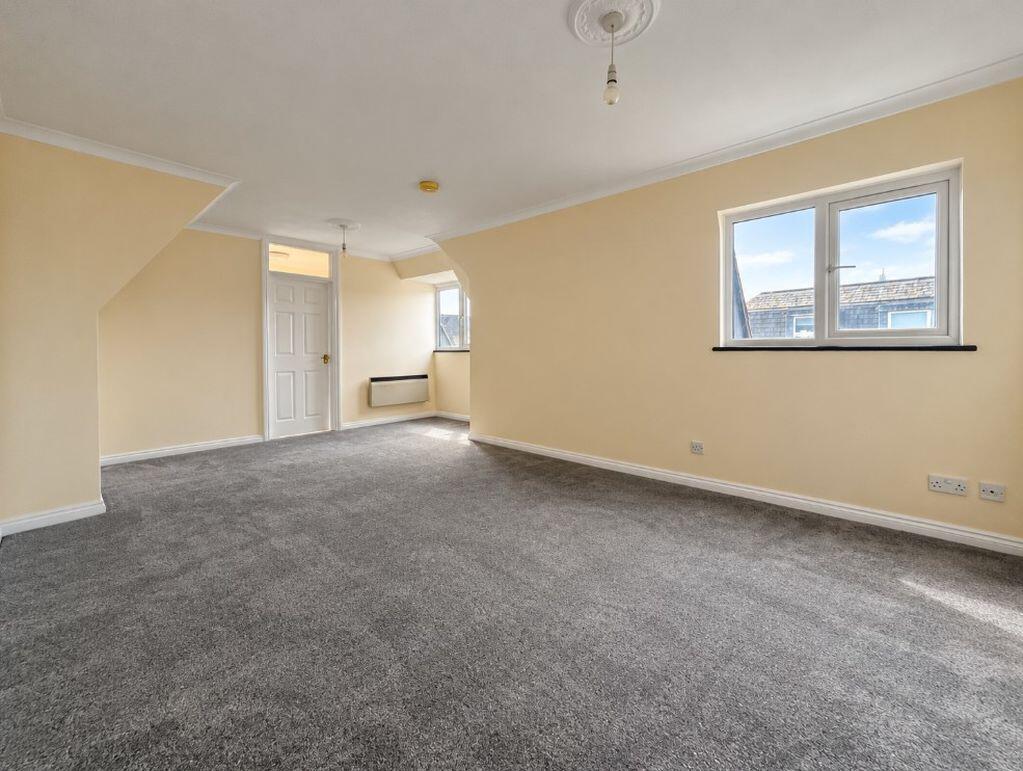 Apartment in Chichester - View 3