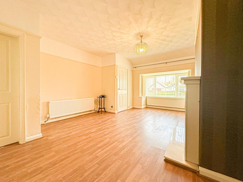 Seaview Avenue, Irby, CH61 photo 4