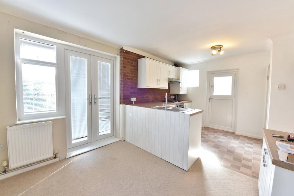 House in Dudley, West Midlands - View 2