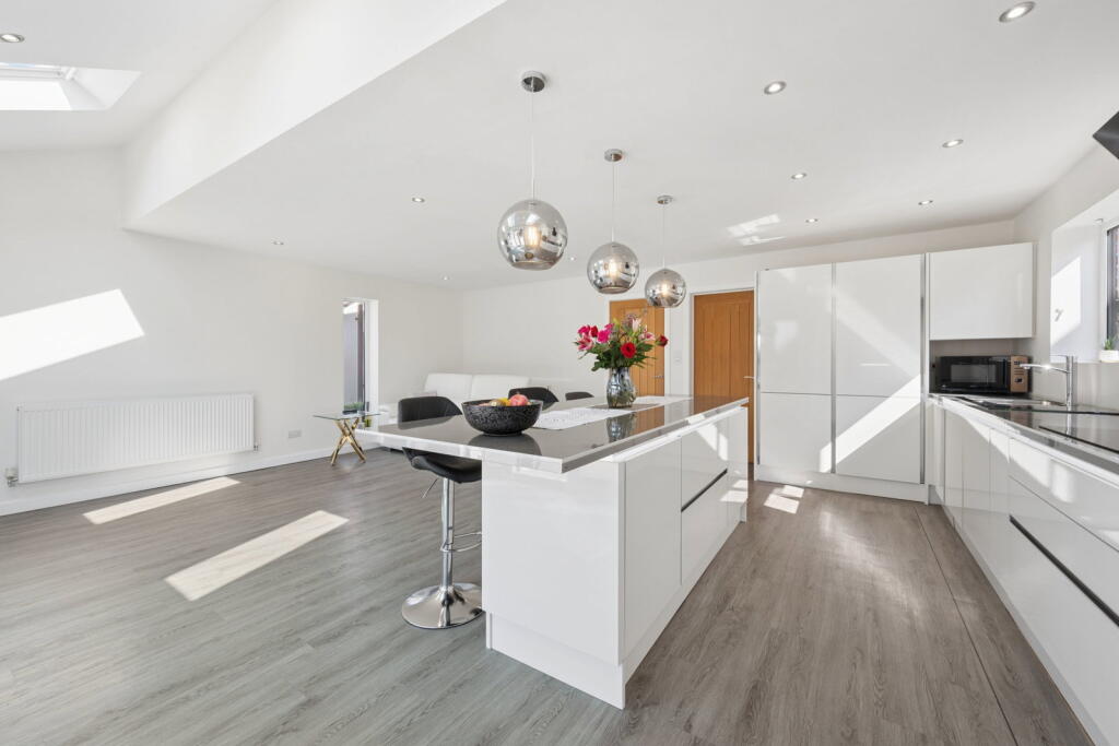 House in South Ribble, Longton - View 2
