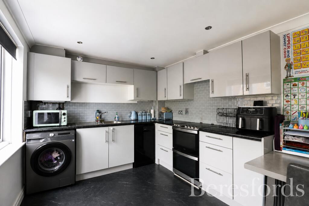 Apartment in Colchester, Myland, Mile End - View 3