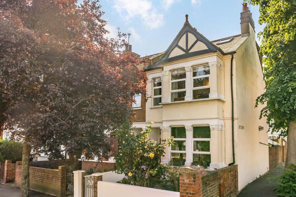 Main image of property: Oaklands Road, Hanwell