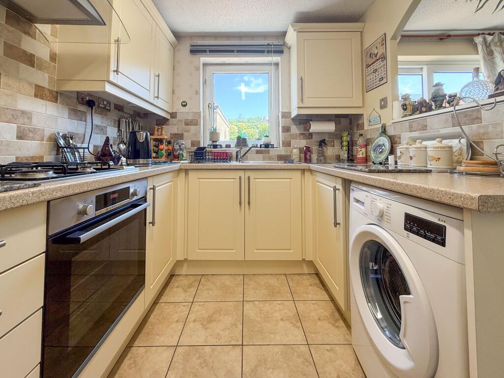 Pontymason Court, Rogerstone, NP10 - View 5
