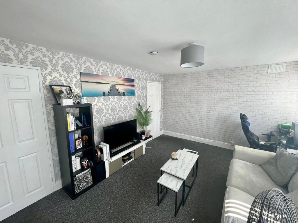 Main image of property: Braemar Close